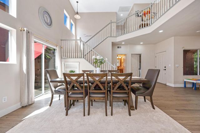 2701 Catalina Dr, Rocklin, CA 95765