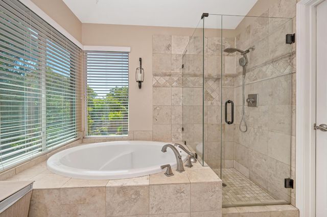 2701 Catalina Dr, Rocklin, CA 95765