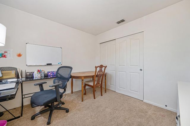2701 Catalina Dr, Rocklin, CA 95765