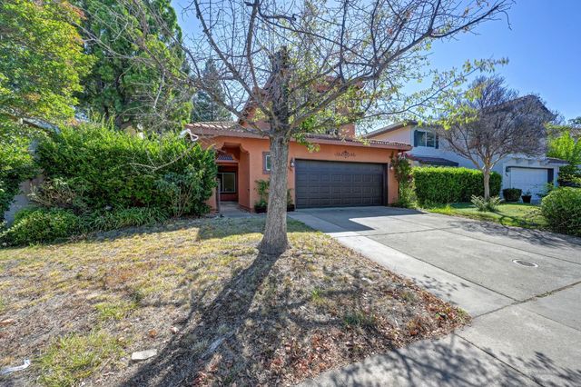 2701 Catalina Dr, Rocklin, CA 95765