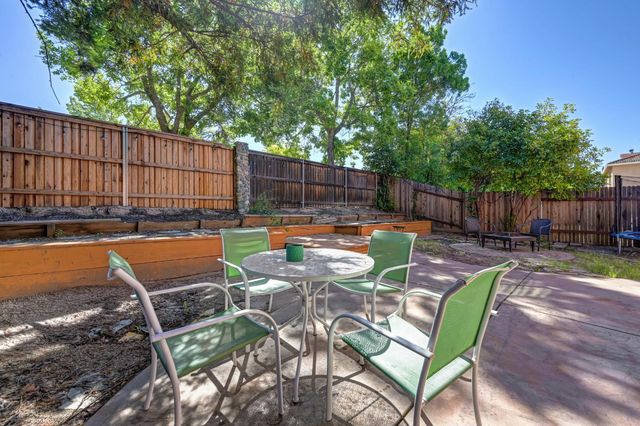 2701 Catalina Dr, Rocklin, CA 95765
