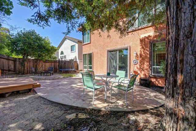 2701 Catalina Dr, Rocklin, CA 95765