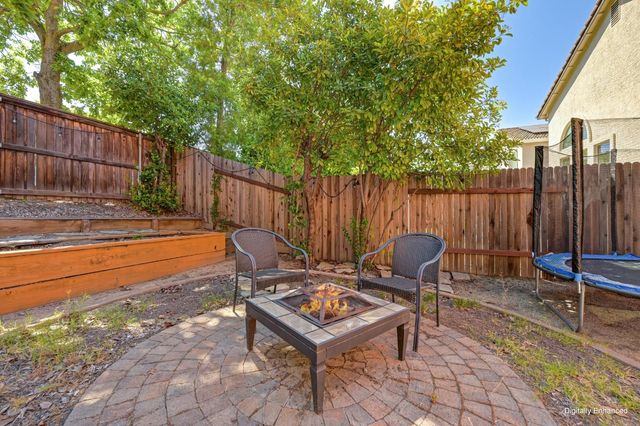 2701 Catalina Dr, Rocklin, CA 95765