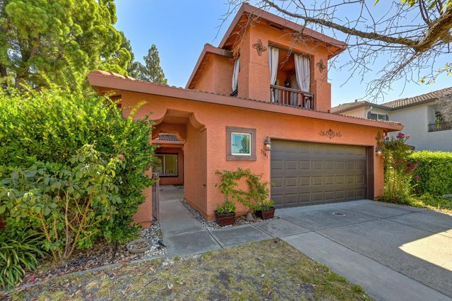 2701 Catalina Dr, Rocklin, CA 95765