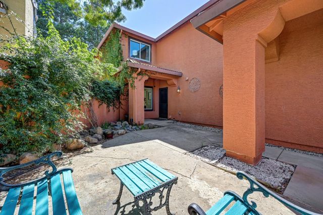 2701 Catalina Dr, Rocklin, CA 95765