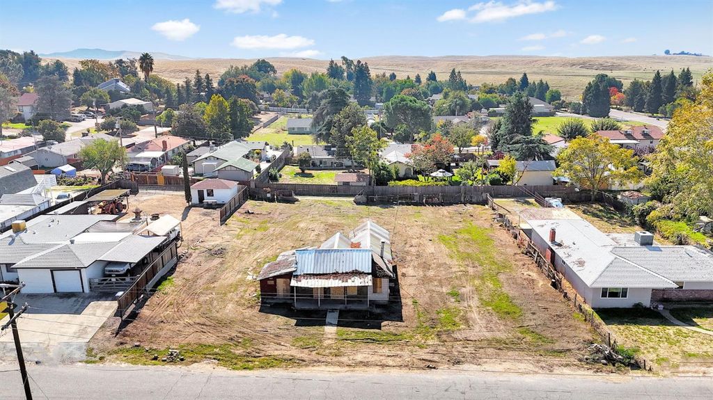 3937 E Marcus Avenue, Friant, CA 93626