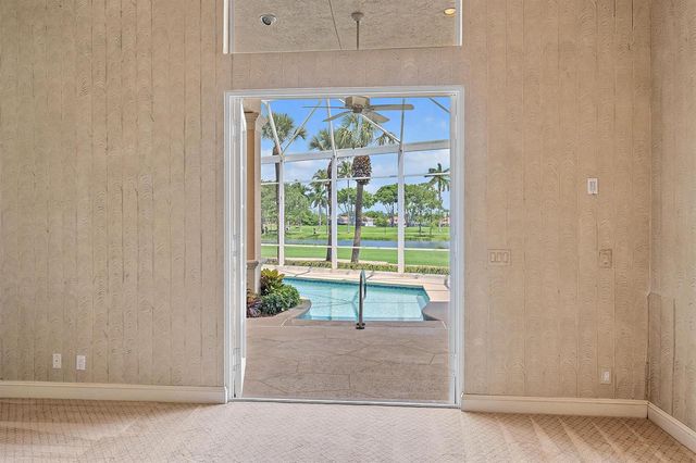 10246 Heronwood Lane, West Palm Beach, FL 33412