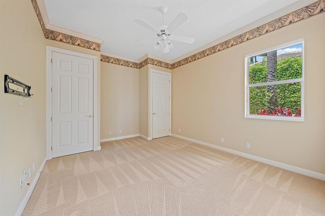 10246 Heronwood Lane, West Palm Beach, FL 33412