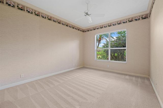 10246 Heronwood Lane, West Palm Beach, FL 33412