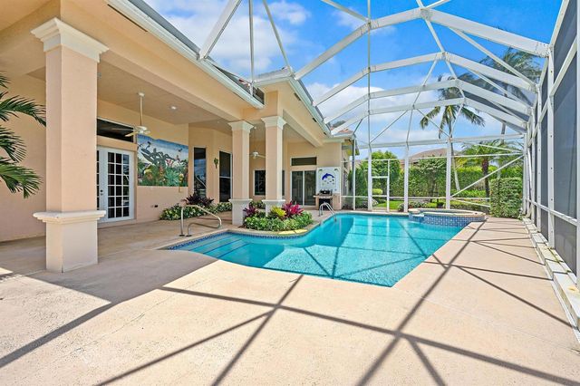 10246 Heronwood Lane, West Palm Beach, FL 33412