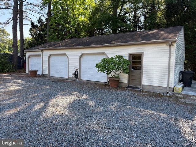 4563 NUTTERS CROSS RD, Salisbury, MD 21804
