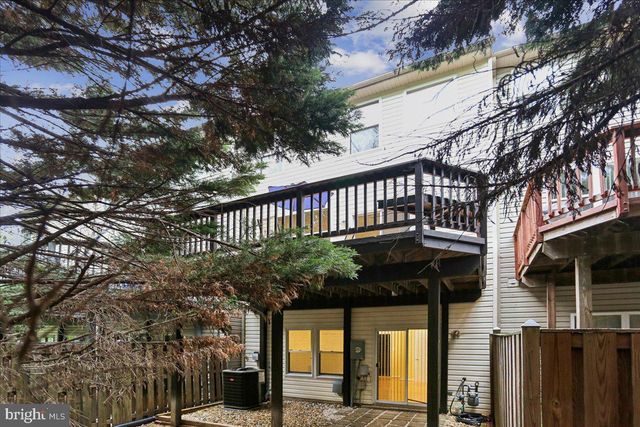 2943 SAINT HELEN CIR, Silver Spring, MD 20906