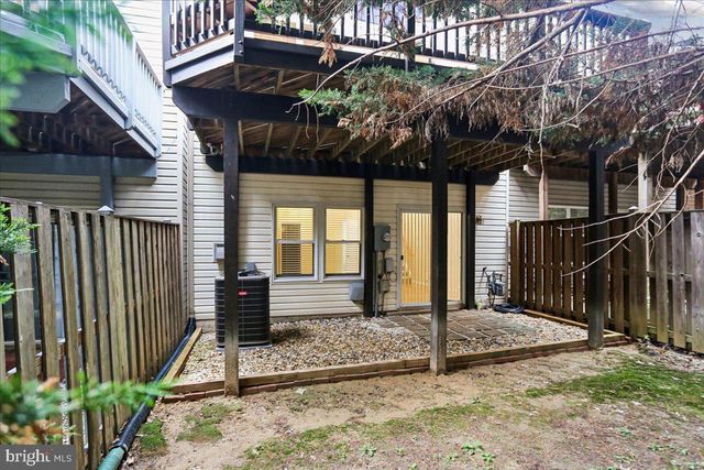 2943 SAINT HELEN CIR, Silver Spring, MD 20906