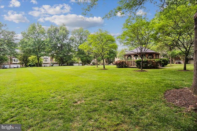 2943 SAINT HELEN CIR, Silver Spring, MD 20906