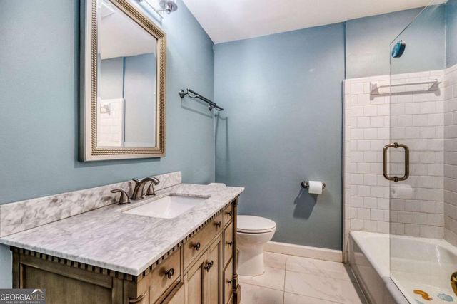 2396 Leafgate Road, Decatur, GA 30033