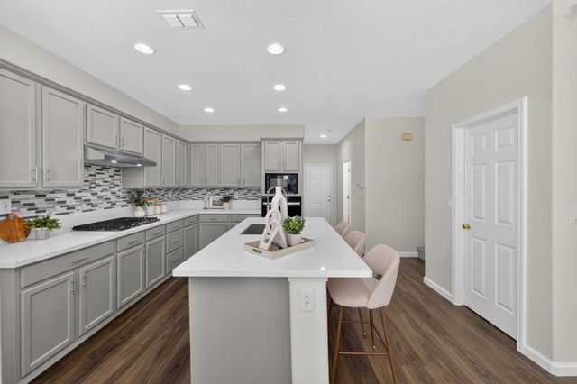 5148 Gorham Way, Sacramento, CA 95835