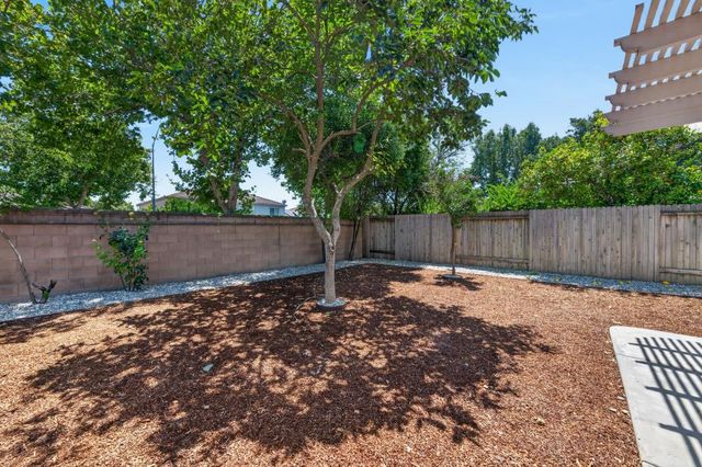5148 Gorham Way, Sacramento, CA 95835