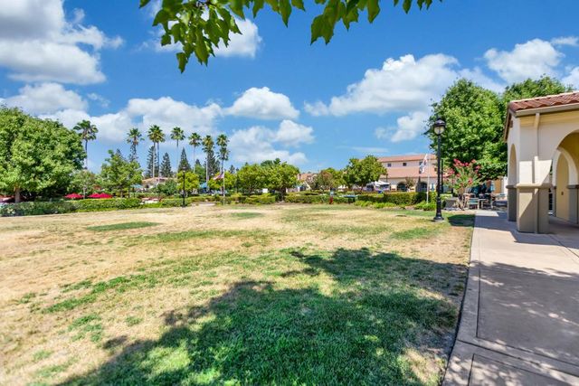 5148 Gorham Way, Sacramento, CA 95835
