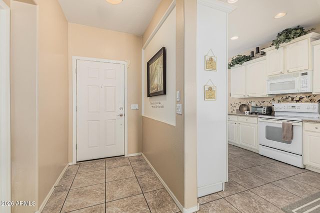 186 W DESERT VISTA Trail, San Tan Valley, AZ 85143