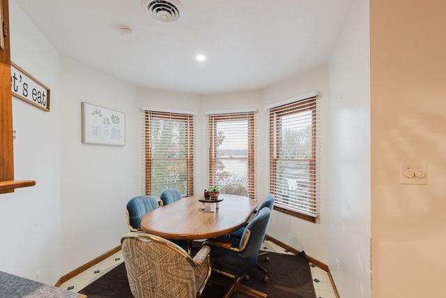 175 Oak Circle, Goreville, IL 62939