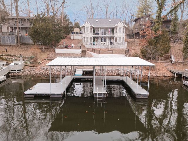 175 Oak Circle, Goreville, IL 62939