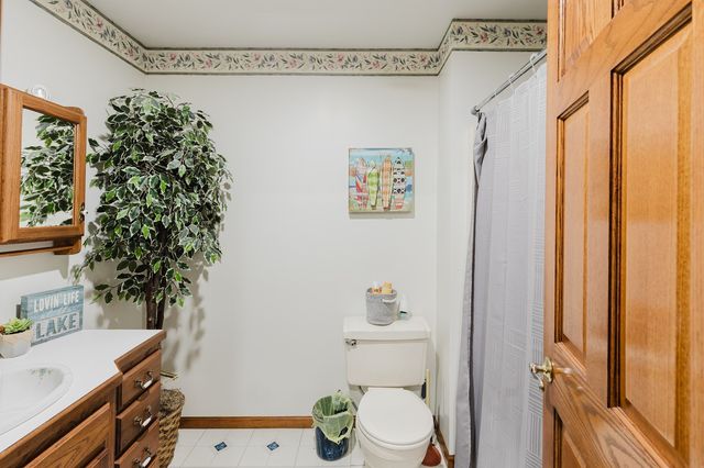 175 Oak Circle, Goreville, IL 62939