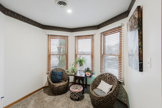 175 Oak Circle, Goreville, IL 62939