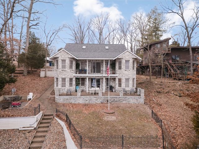 175 Oak Circle, Goreville, IL 62939