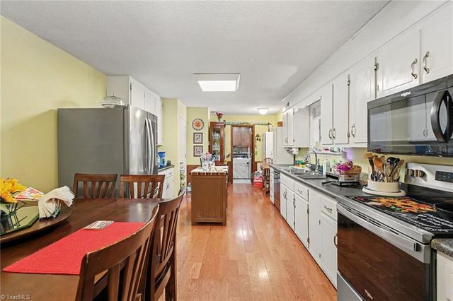 2804 Keck Drive, Burlington, NC 27215