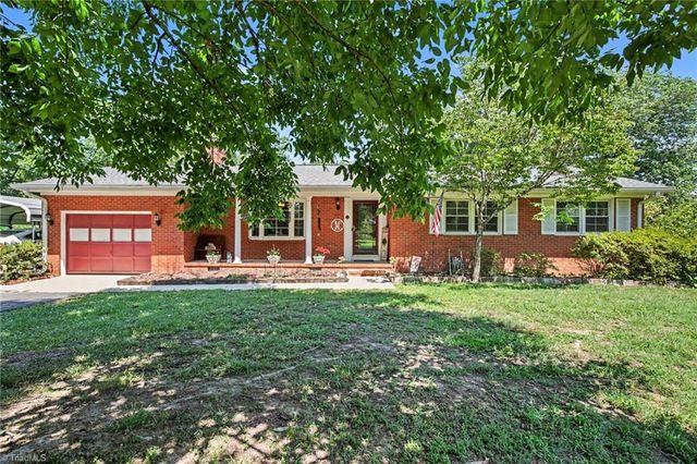 2804 Keck Drive, Burlington, NC 27215