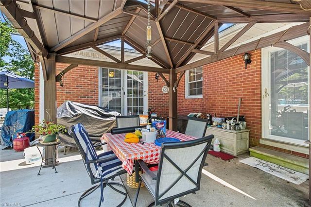 2804 Keck Drive, Burlington, NC 27215