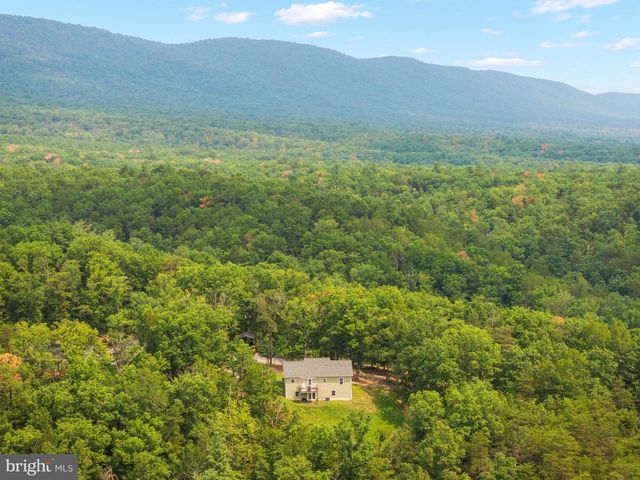 185 BUCK RUN LN, Fort Valley, VA 22652