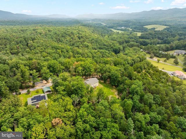 185 BUCK RUN LN, Fort Valley, VA 22652