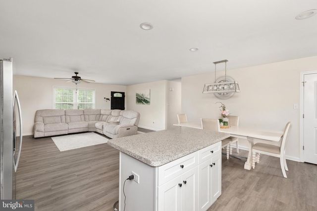 185 BUCK RUN LN, Fort Valley, VA 22652