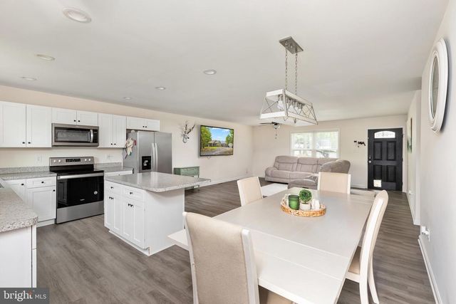 185 BUCK RUN LN, Fort Valley, VA 22652