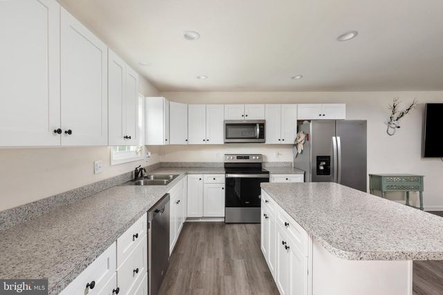 185 BUCK RUN LN, Fort Valley, VA 22652