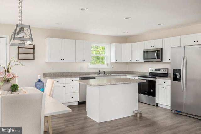 185 BUCK RUN LN, Fort Valley, VA 22652