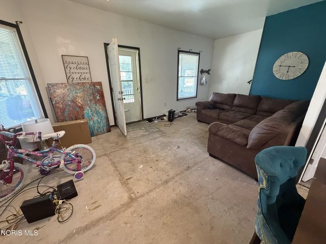 2608 Foraker Avenue, Toledo, OH 43609