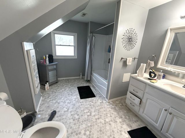 2608 Foraker Avenue, Toledo, OH 43609