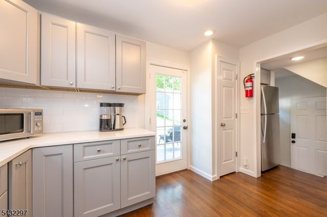 6 North Terrace, Maplewood Twp., NJ 07040