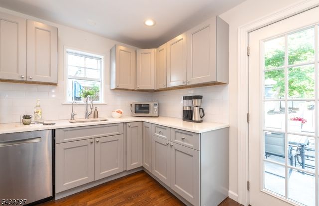 6 North Terrace, Maplewood Twp., NJ 07040