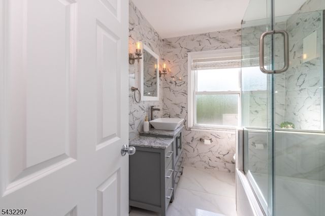 6 North Terrace, Maplewood Twp., NJ 07040
