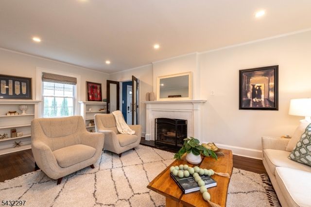 6 North Terrace, Maplewood Twp., NJ 07040