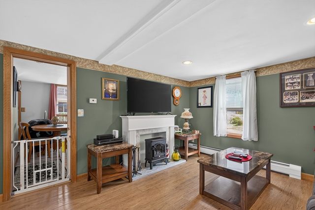 117 Bridge St, Fairhaven, MA 02719
