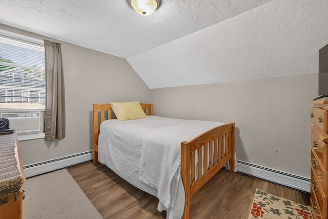 117 Bridge St, Fairhaven, MA 02719