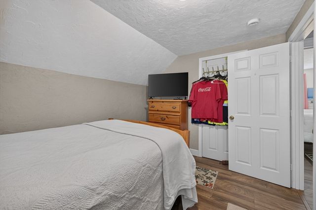 117 Bridge St, Fairhaven, MA 02719