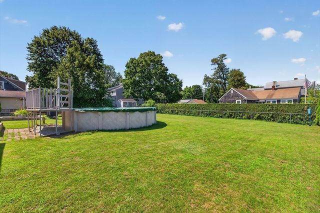 117 Bridge St, Fairhaven, MA 02719