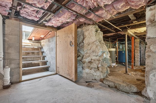 117 Bridge St, Fairhaven, MA 02719