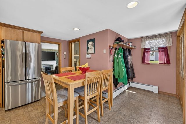 117 Bridge St, Fairhaven, MA 02719