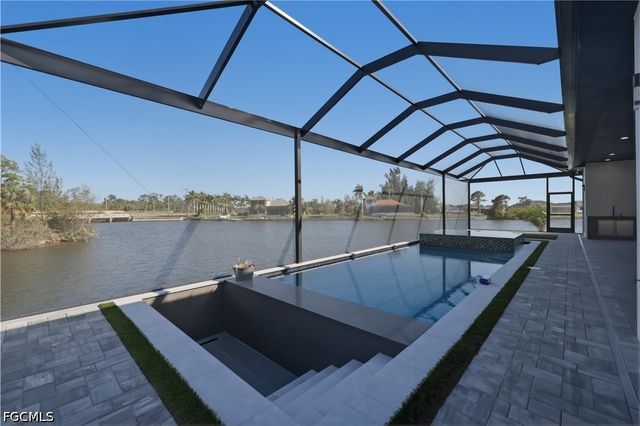 2301 NW 32nd PL, Cape Coral, FL 33993